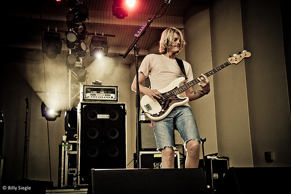 Cage The Elephant - Tich